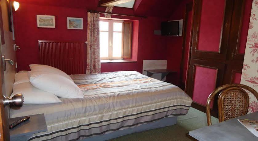קליסון Hotel De La Gare מראה חיצוני תמונה