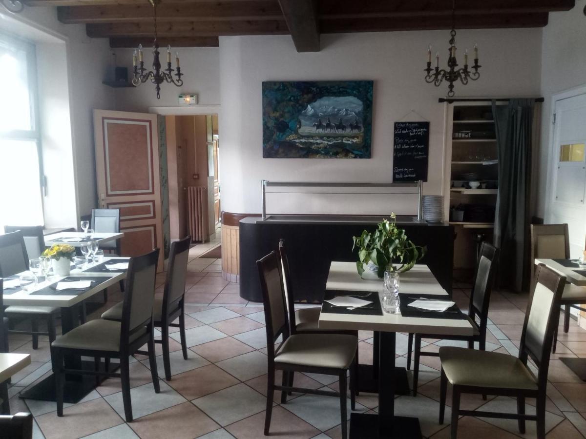 קליסון Hotel De La Gare מראה חיצוני תמונה